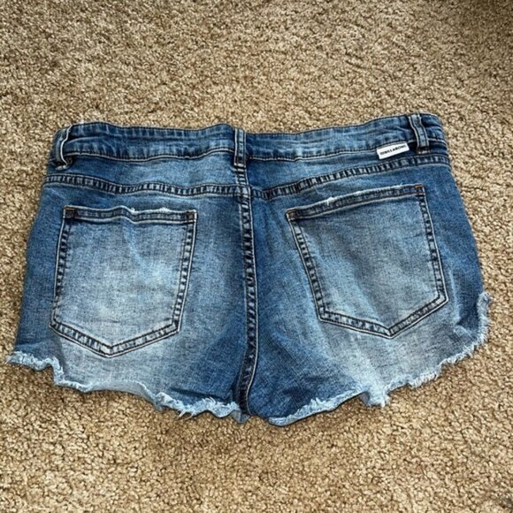 Billabong size 29 mini shorts - Picture 5 of 5